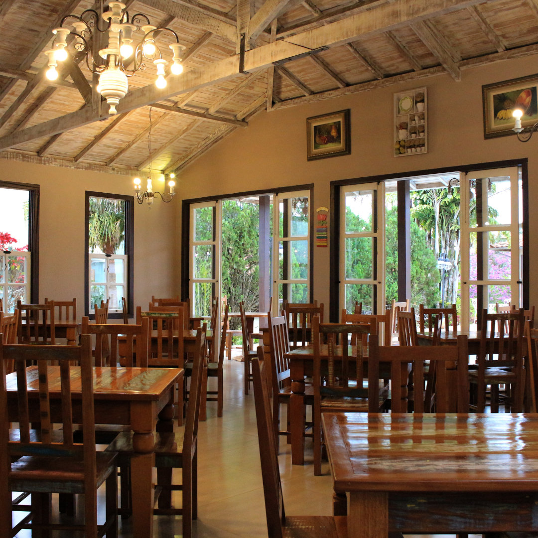 Café da manhã na Pousada da Sirlei